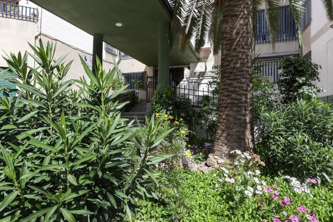 Arabial Deluxe II Apartman Granada